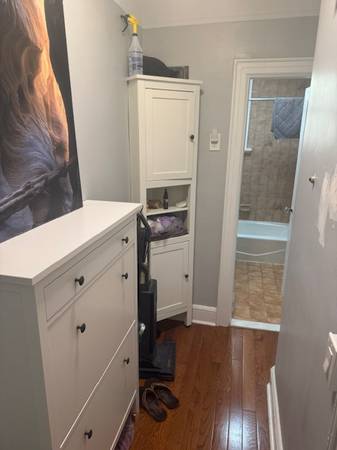 $1,550 / 2br - Se busca compañero de piso – Apartamento renovado de 2 habitaciones en Astoria (33rd St y Astoria Blvd) -63854287958915123