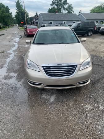 2013 CHRYSLER 200 LX - $2,195 (INDIANAPOLIS)63621979198339122