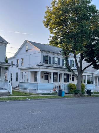 $1,900 / 1hab - 1000ft2 - Recién renovado 1 dormitorio, 1 baño (South Amboy)63676291345793120