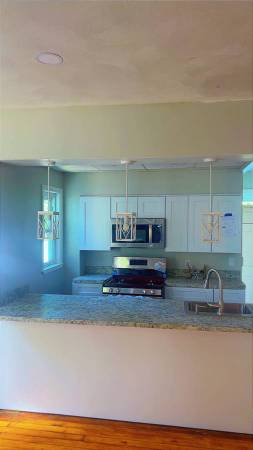 2 Bedroom Open layout concept Ready-2-Move in ! 1