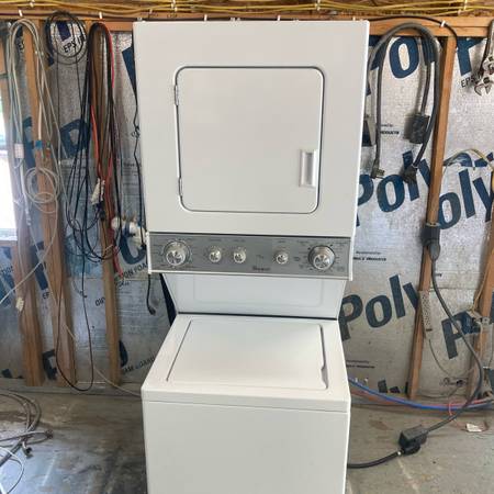 Laundry center 1