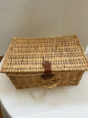 Wicker Picnic Basket WITH Plates, Cups, Silverware, Etc. - $2063471433233537120
