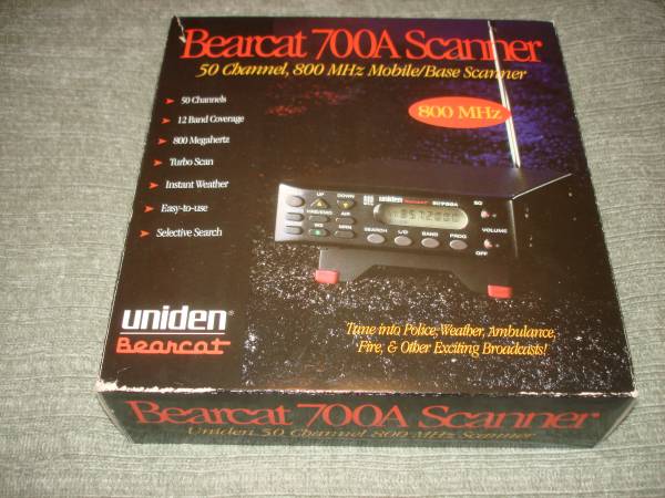 Uniden  Bearcat  Scanner 1