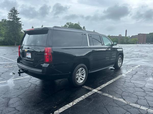 Chevrolet Suburban LS - $19,999 (Sudbury)63615747615361122