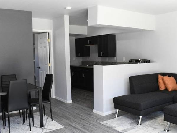 $999 / 1br - 570ft2 - 1/BD 1/BA, en Las Vegas NV, Instalaciones de lavandería (2320 Tam Dr, Las Vegas, NV)63859501997699123