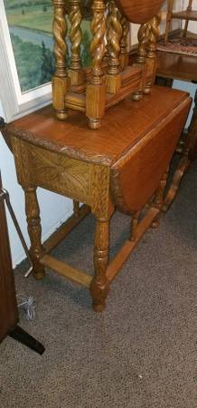 REDUCED RARE Exquisite Carved Solid Oak SHOW HOME Drop Side Dining Tbl 1