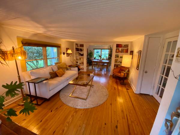 $3000.00 / 3br - 1200ft2 - FARMHOUSE, 4 acres, on river in Barnardsville64029206202115122