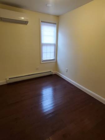 $3,000 / 4br - NEWLY RENOVATED MODERN APARTMENT/Tenant Pays Utilities (Canarsie)63995823966083123