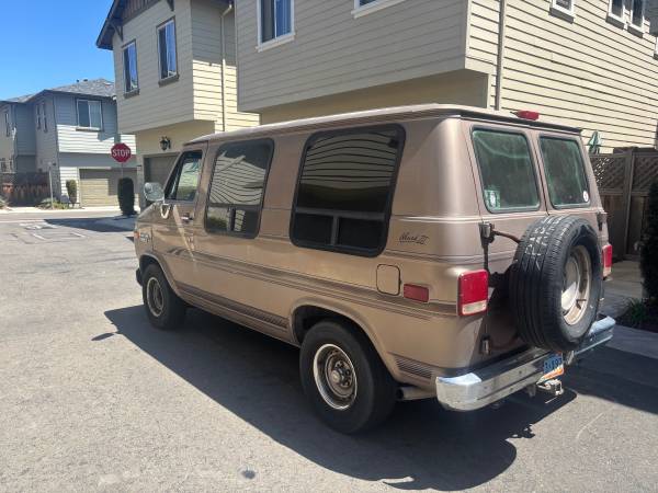 1995 Chevrolet G-Series G20 Van - $1,600 (hayward / castro valley)63470897115267123
