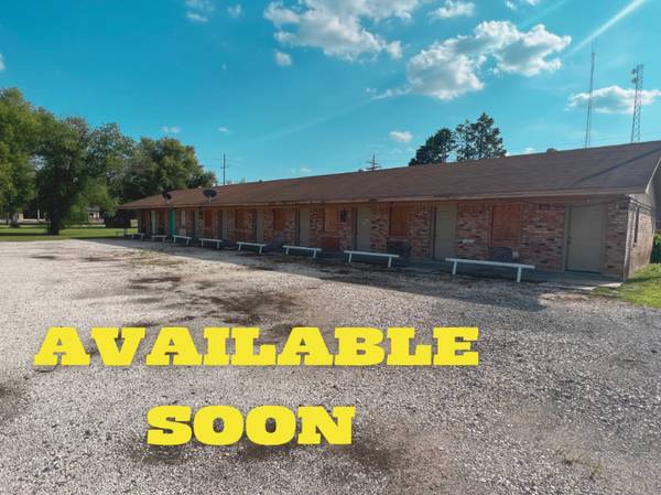$800.00 / 380ft2 - Charming 1 Bath Apt in Kountze, TX | $800 ALL BILLS PAID | 135 W Monro64036372216705121