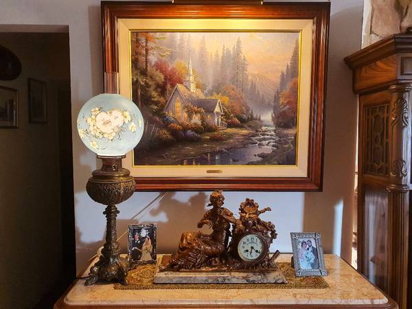 Antique 31" B&H GWTW Globe Oil Lamp electrified-Great Condition. 1