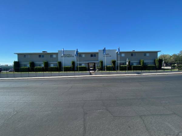 IMMEDIATE MOVE IN! 1