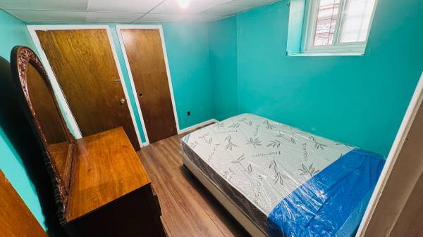 $150 / 1 dormitorio - Habitación amueblada en alquiler para una sola persona trabajadora (East New York)63233659449473121