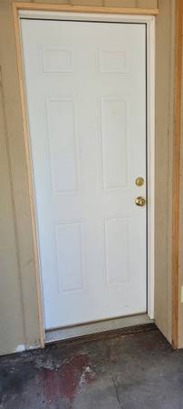$800 / 1br - SPACIOUS 1 BEDROOM (BRACKENRIDGE)64013371313921123