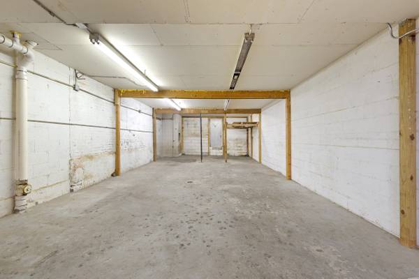 $4,750 / 03800ft2 - 3800 sqft store mechanic or any use on 21 street park slope! (brooklyn)63995823796227123