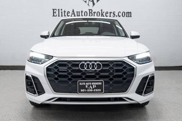 2024 *Audi* *Q5* *S line Premium Plus 55 TFSI e quattro - $47,985 (Elite Auto Brokers)63616290310401122