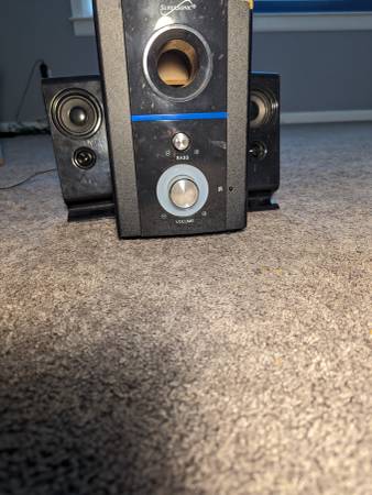 Supersonic Bluetooth speaker 1