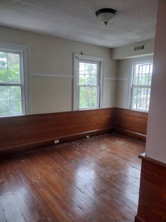$1,750 / 2br - 1100ft2 - 2 Bedroom House in Historic Downtown Charleston (Eastside)64016108309249120