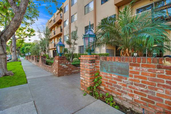 $2,295 / 1br - 700ft2 - 1+1 in Beverly Hills Adjacent | Vinyl Floors | SS Appliances | Parking (Beverly Hills Adjacent)63953218276099122