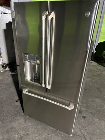 Refrigerator Ge Cafe Series 1