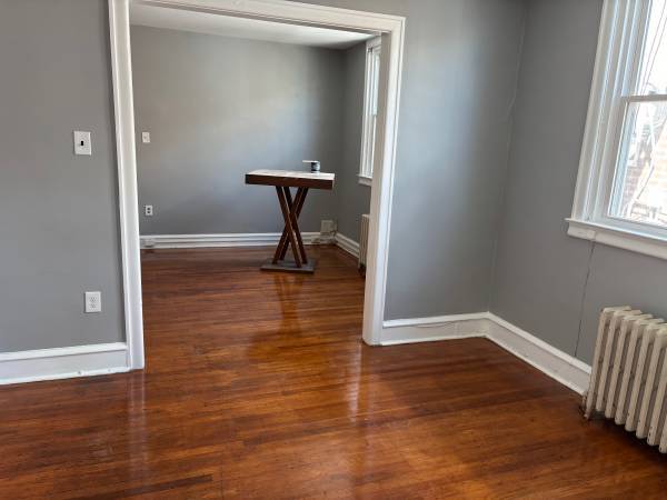 $900 / 2br - $900 / mes - Calefacción / Agua incluidas / Apartamento en alquiler (Los Ángeles, CA)63857734011649122