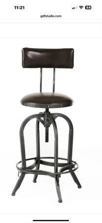 4 leather / metal bar stools 1
