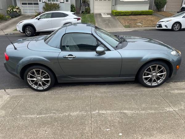 2011 MX-5 Miata Edición Especial en venta (Color Gris Delfín) - $12,485 (sunset / parkside)63624095224067122