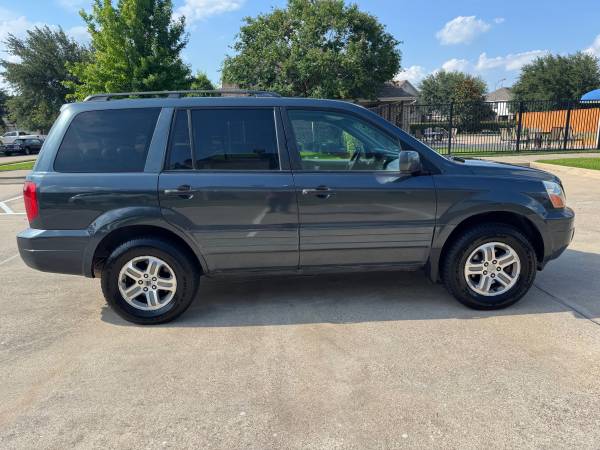 2004 Honda Pilot EX Un solo dueño - $4,500 (Cypress)63622315267841124