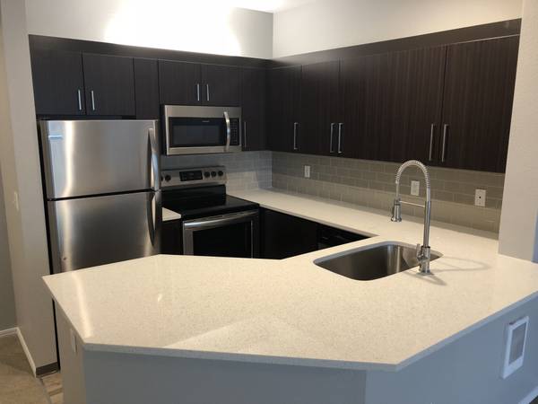 $1,733 / 1br - 852ft2 - Unleash boundless possibilities: Your dream 1 BR is just a call away. (Beaverton - Beaverton Creek MAX Line)63956644050051121