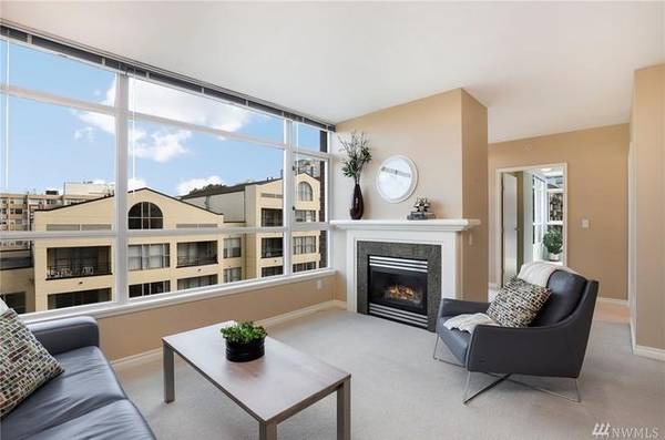 $1,900 / 1br - 751ft2 - Amplio y luminoso de 1 habitación/1 baño (Seattle)63786613691139121