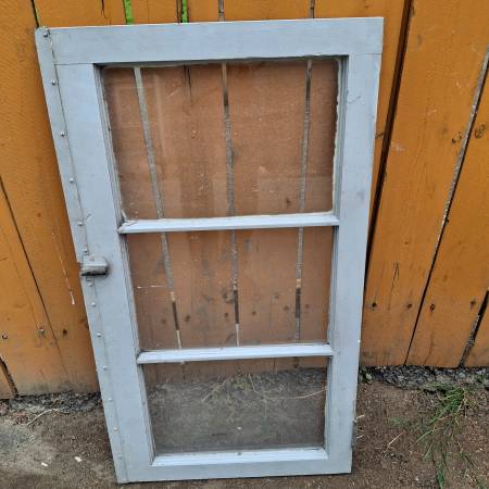 Wood Window 24x36 /Grids Casement 1