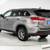2019 *Toyota* *Highlander* *XLE V6 AWD* Predawn Gray 6 thumbnail