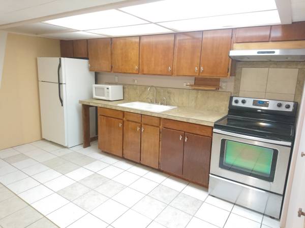 $700 / 3br - Habitaciones en alquiler, EXCELENTE UBICACIÓN (cerca de Bellevue College, I-405, I-90) (Bellevue, WA)63659711053571121