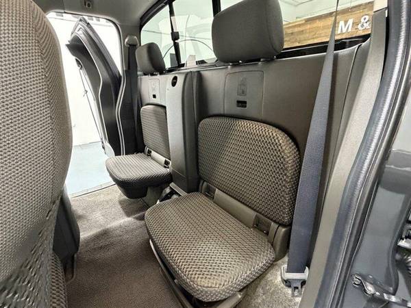 2012 Nissan Frontier SV V6 - Photo 13
