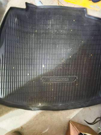 Corolla floor mats set 1