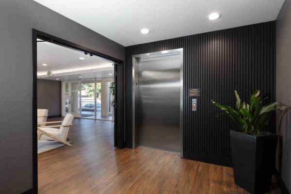 $2,831 / 2br - 923ft2 - Resident Lounge, Flexible lease terms, Fireplace (hayward / castro valley)63657895990915122
