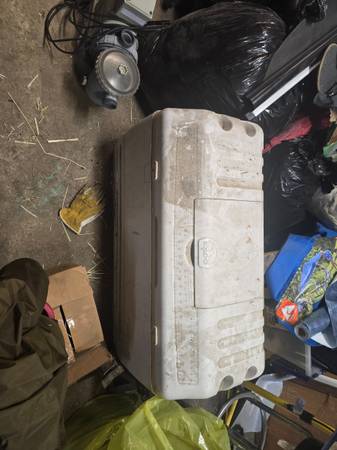 Giant Igloo cooler 1