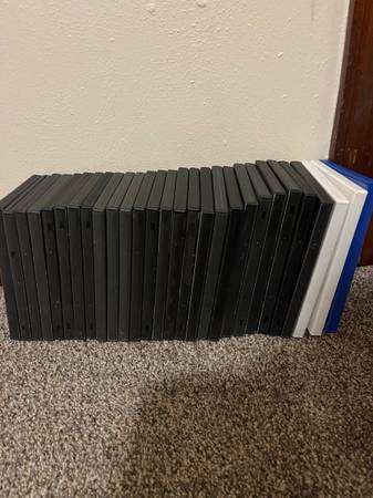 DVD Cases (28 Cases) 1