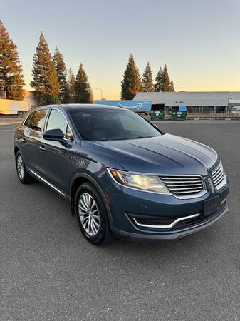 2016 LINCOLN MKX SELECT 1