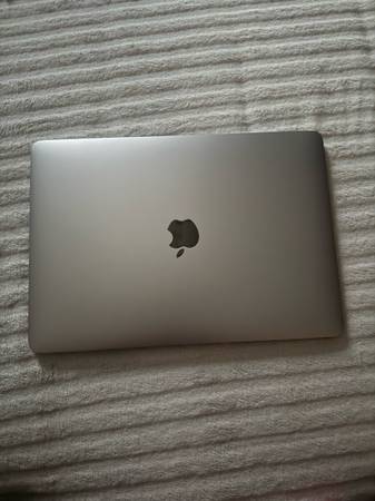 Apple 2019 MacBook Pro 1