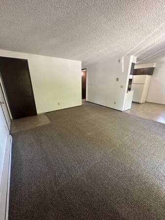 Cozy 2 bed 1 bath apartment!! #1186 One Month Free!!! 1