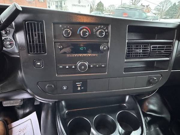 2014 Chevrolet Express 2500 One - Photo 14