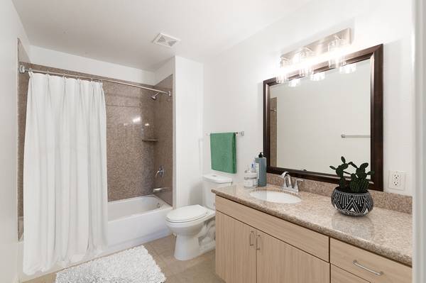 $2,895 / 3br - 1250ft2 - Spacious 3 bedroom with Washer/Dryer in unit - $1000 OFF MOVE IN (Orcutt)63663905052419123