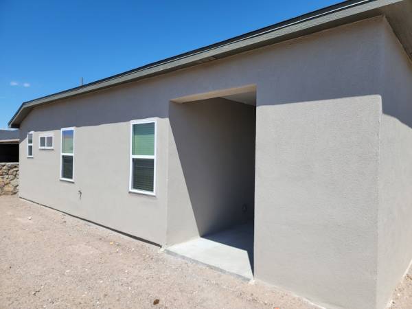 $2,200 / 5br - 2100ft2 - Newer 5 bedroom, 3 bath (las cruces)63899379152771121