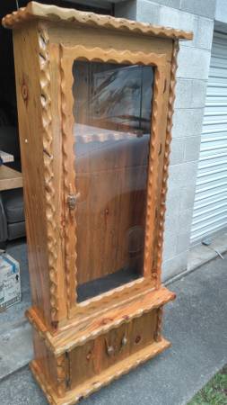 Hand made gun cabinet, 6 capacity,  great shape,  gun cab 1
