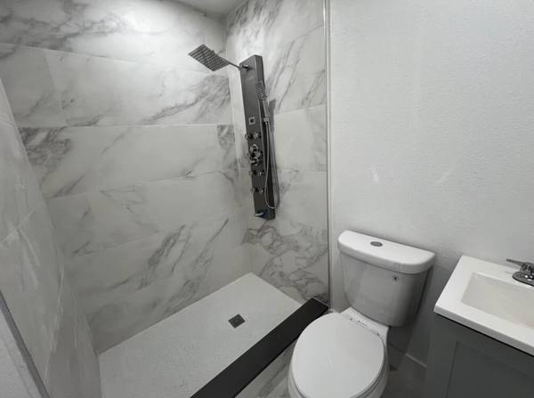 $870 / 2br - 2 bed 1 bath Duplex New Construction (1987 NW 49th St, Unit C,Miami, FL)64001847612161124