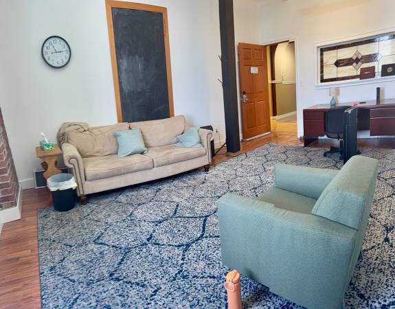 View Office / Exposed Brick 1