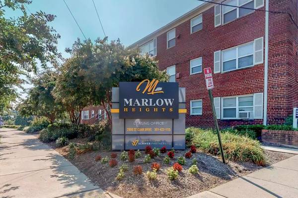 $1,185 / 1br - 600ft2 - Check out our 1 bed / 1 bath. Every convenience your heart desires! (Temple Hills)63779216402691123