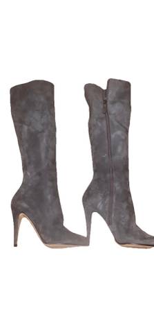 BEAUTIFUL AUTHENTIC SUEDE VALENTINO HIGH BOOTS SIZE 37 1