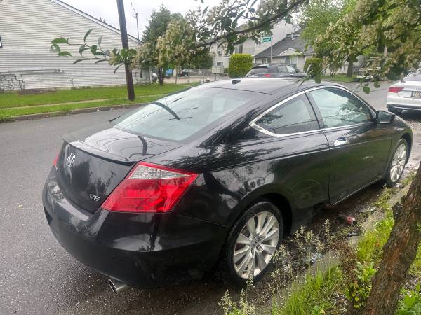 2008 Honda Accord Coupe SEl 3.0 en venta - $2,900 (Staten Island)63614835953025124